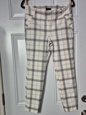 Cropped pants. Large, Flirtatious.